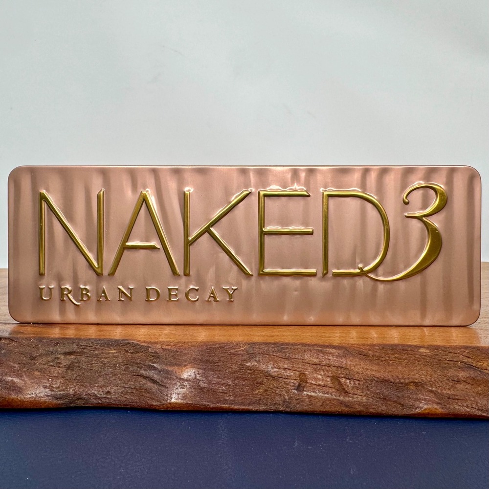 Urban Decay Naked3 Eyeshadow Palette 12 Rose Gold Neutral Shades Tin Case Brush